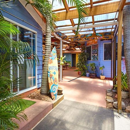 Ozzie Pozzie Backpackers Hostel Port Macquarie Exterior foto