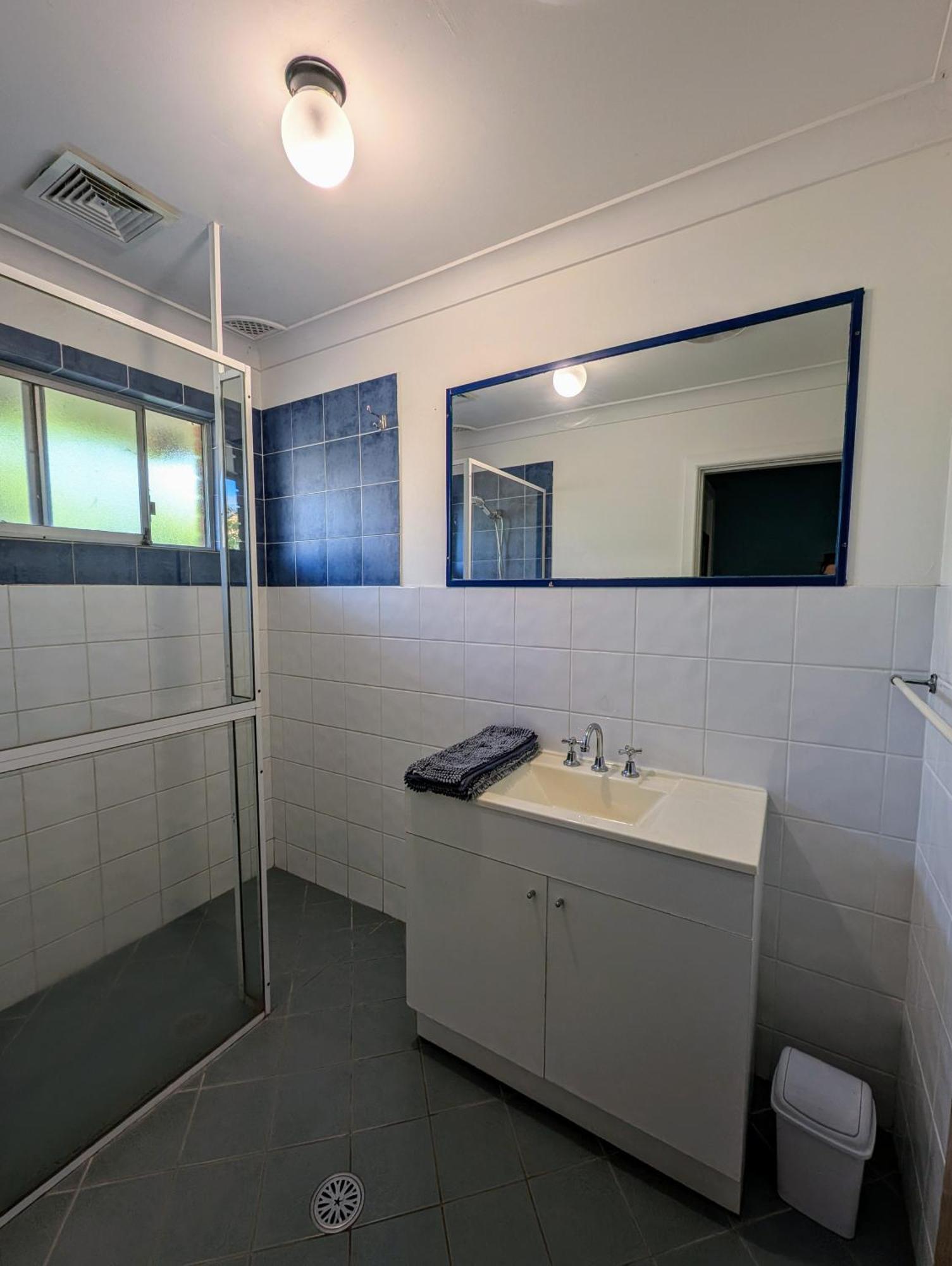 Ozzie Pozzie Backpackers Hostel Port Macquarie Exterior foto