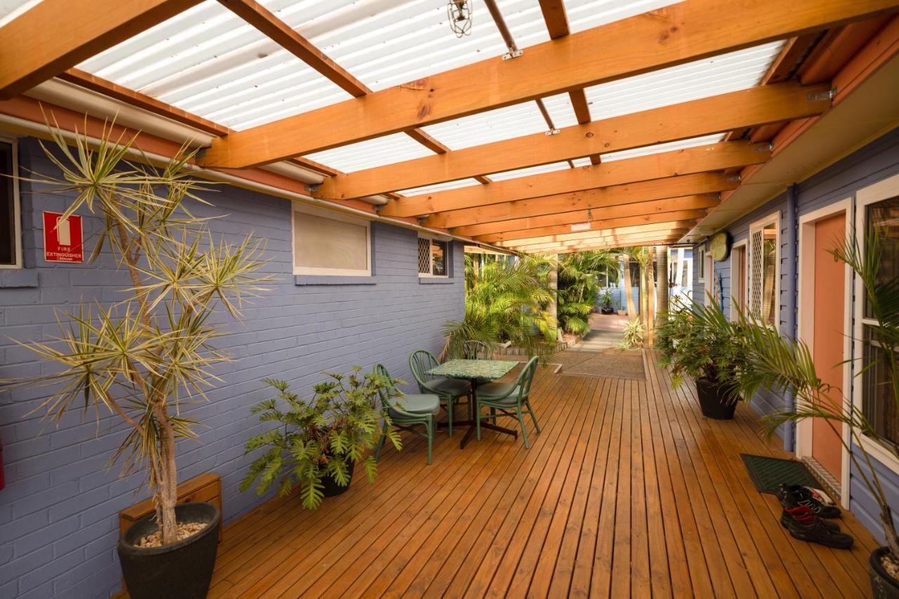 Ozzie Pozzie Backpackers Hostel Port Macquarie Exterior foto