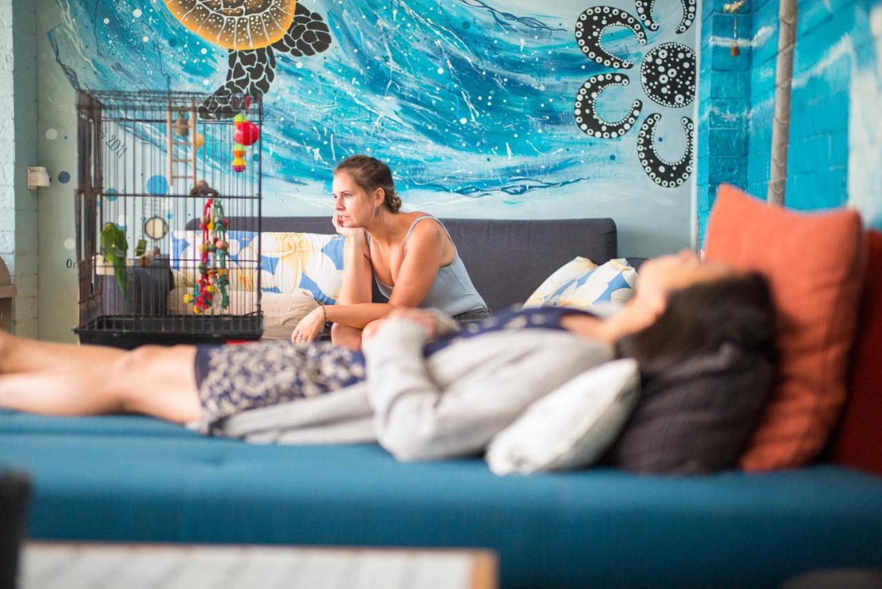 Ozzie Pozzie Backpackers Hostel Port Macquarie Exterior foto